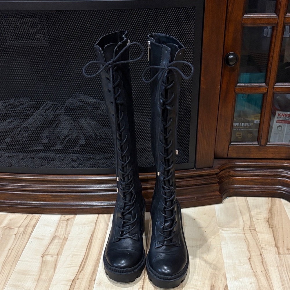 Giani Bini TheSoukey Black Lace-Up Knee-High Lug Boots - Picture 10 of 10